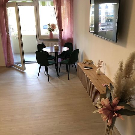 Lilis Apartment Mit Balkon Аугсбург Екстер'єр фото