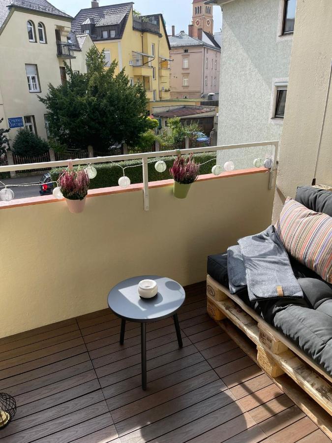 Lilis Apartment Mit Balkon Аугсбург Екстер'єр фото